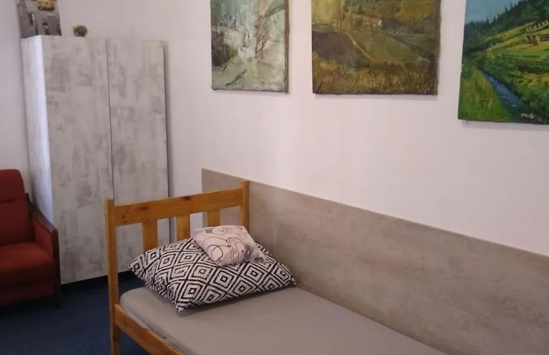 Hostel Kwadrans-1